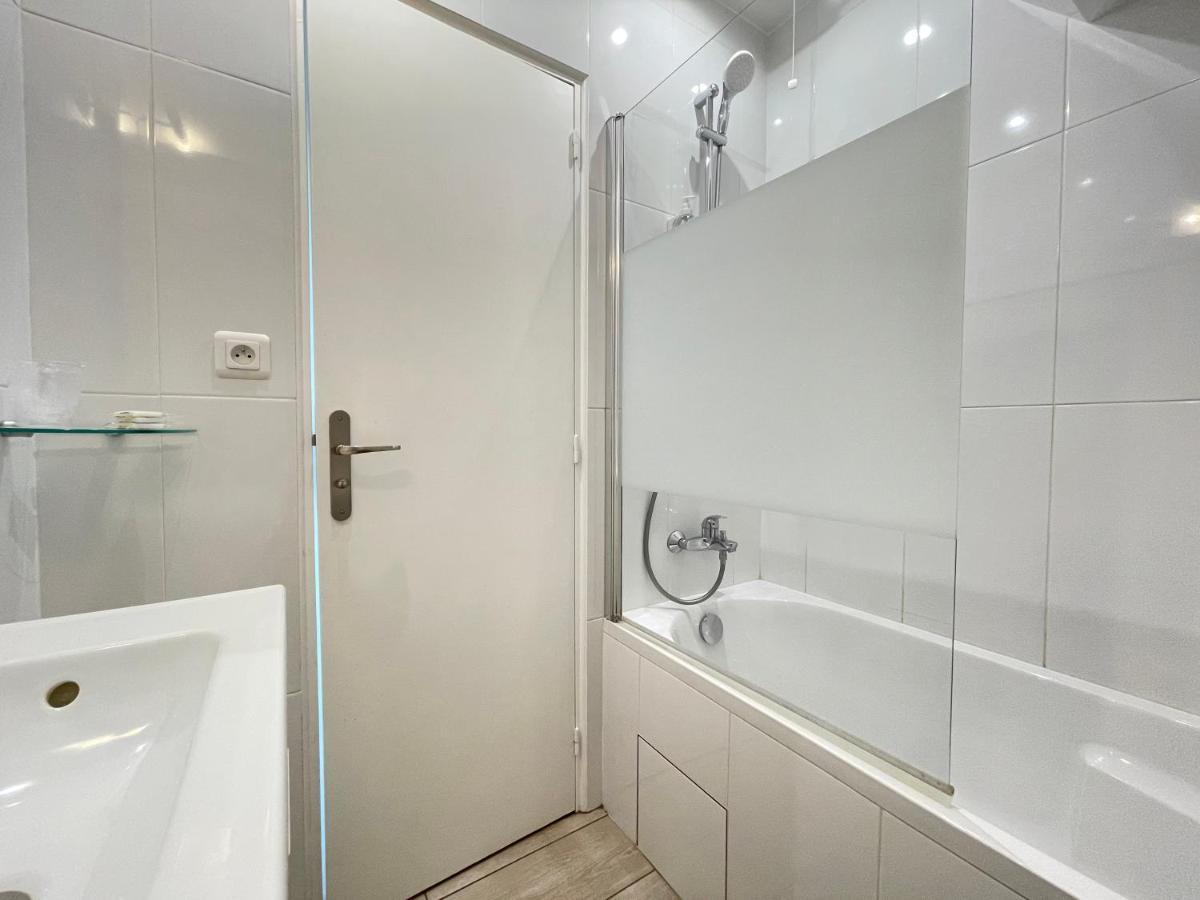 Appartement Le vieux Massy - RER B 500 m - TGV 10 min - Orly 20 min Extérieur photo